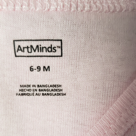 Hello Valentine baby onesie size 6-9 months - Picture 2 of 2